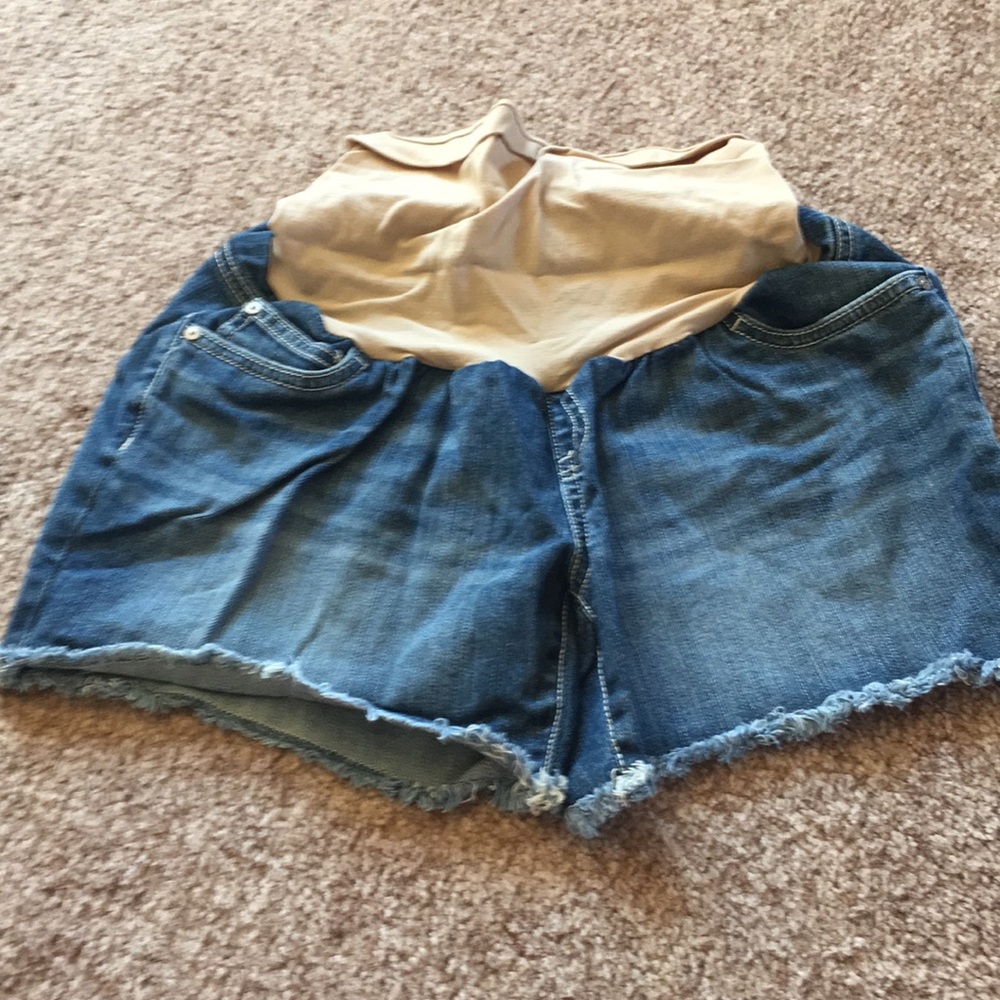 Maternity denim shorts